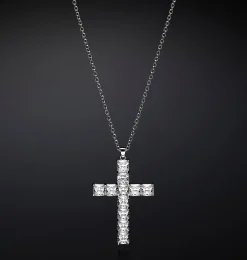 CLASSIC CROSS BIG PENDANT NECKLACE