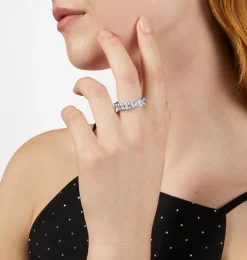 CLASSIC RING