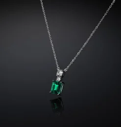 EMERALD PENDANT NECKLACE