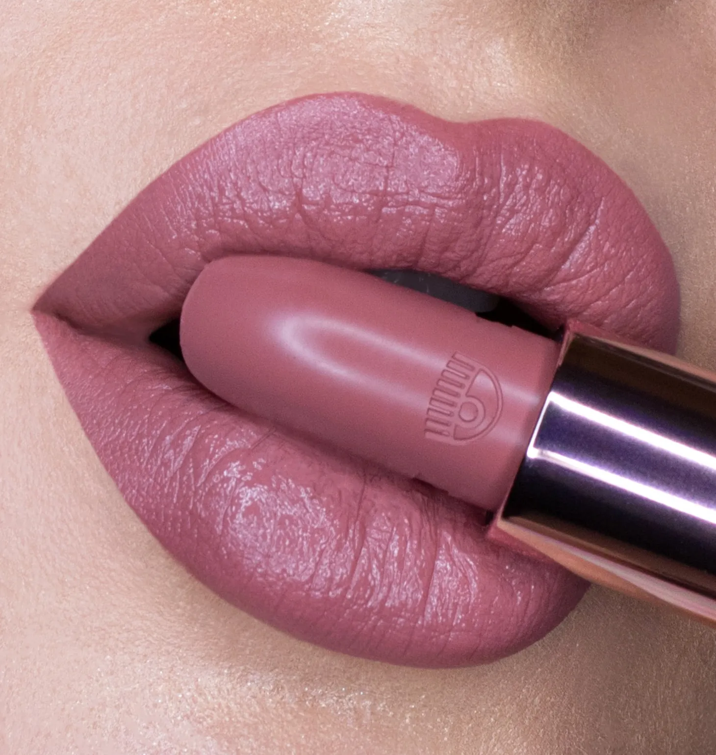 LIP KIT - KISS ESSENTIAL 05